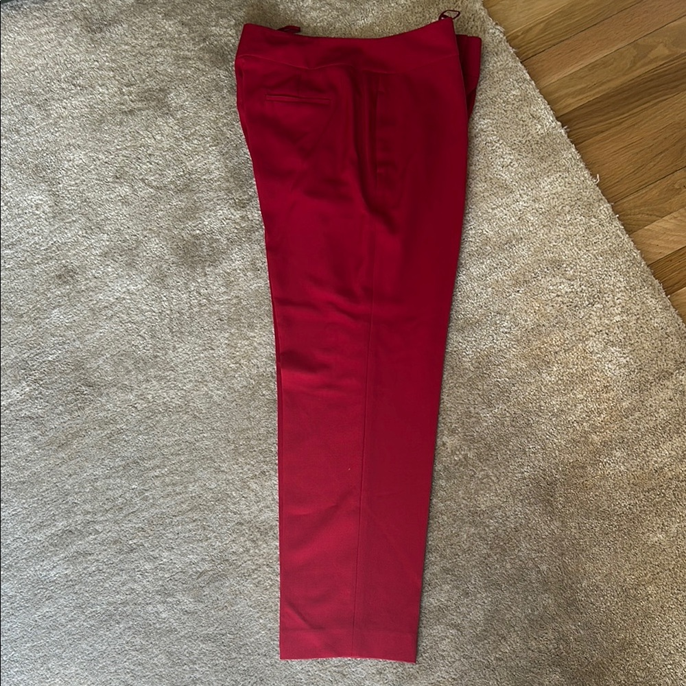 Kasper Red Straight Leg Pants with Vibrant Style
